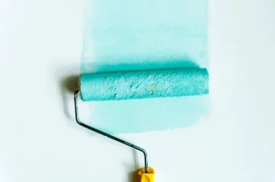 Peinture intérieure à Estrée-Cauchy — murs, plafonds et boiseries